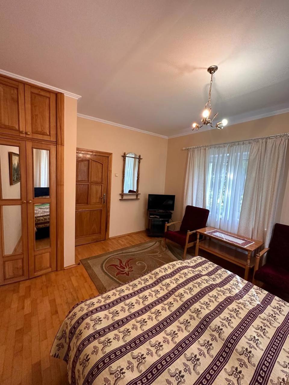 Bed and Breakfast Роксолана Truskavec Exteriér fotografie